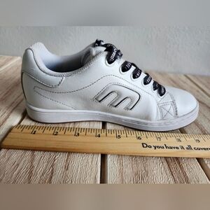 Etnies Callicut Sneakers White Men's 5.5 / Women's 7 Great Condition
